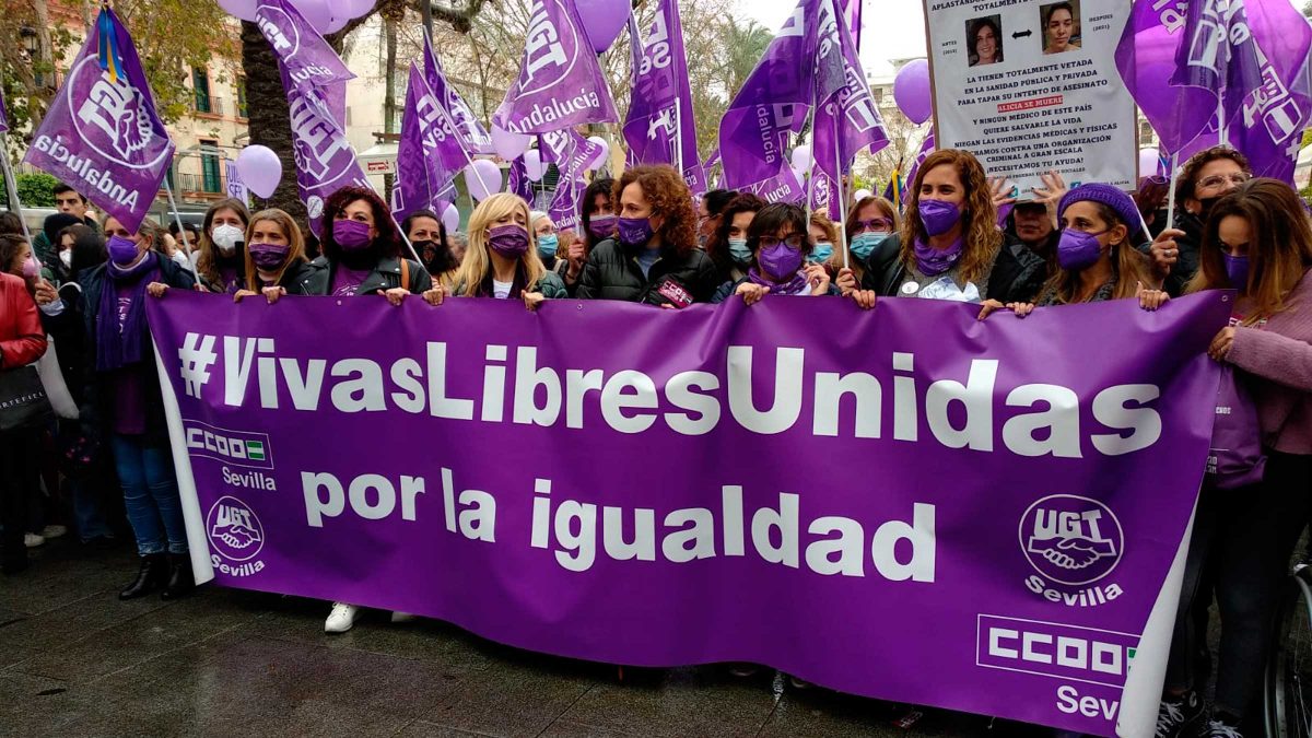 UGT y CCOO en la manifestación del 8M