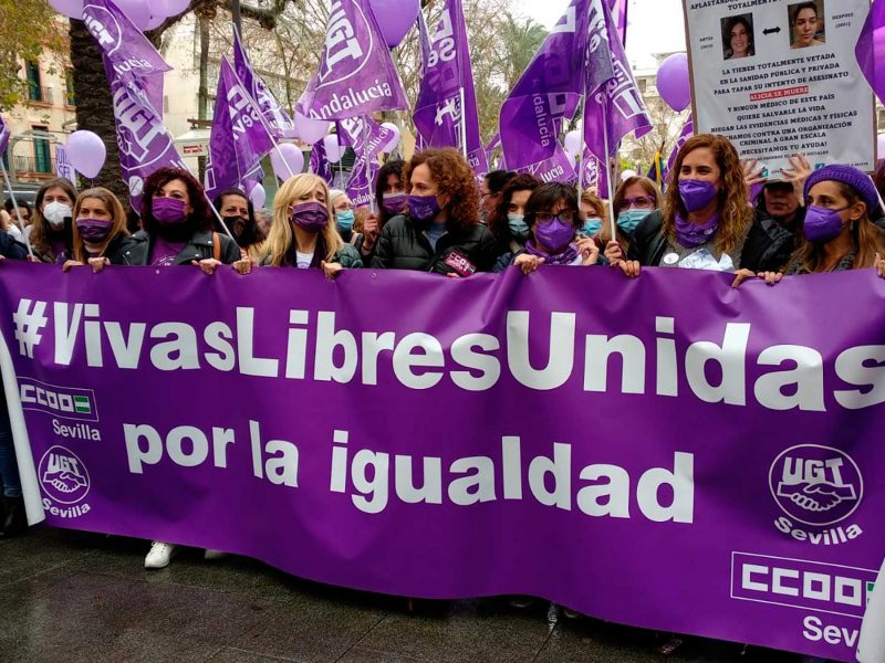 UGT y CCOO en la manifestación del 8M