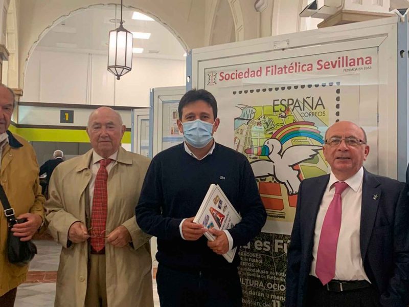 Exposición filatélica en la oficina de Correos de Sevilla