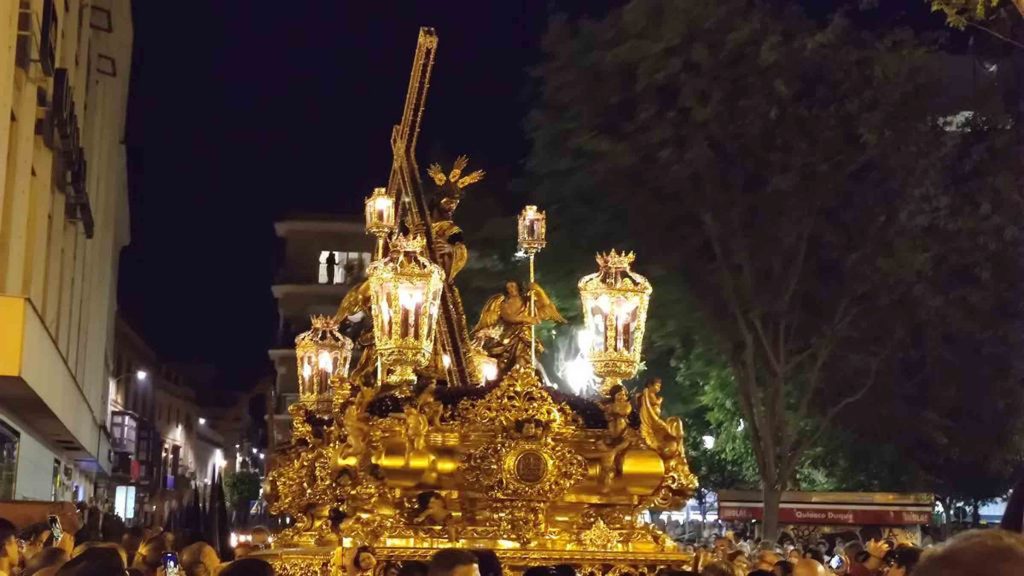 Horarios y recorridos madrugá