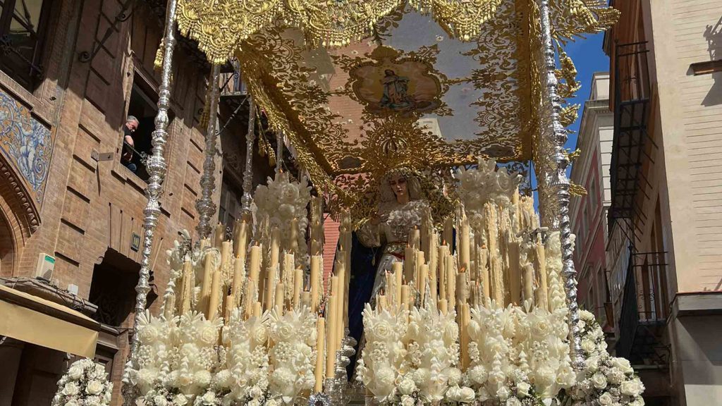 Nuestra Señora de la Aurora, saliendo el Domingo de Resurrección de 2022