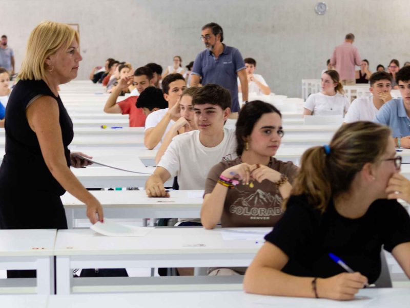 Alumnos examinándose de Selectividad en la UPO el pasado curso
