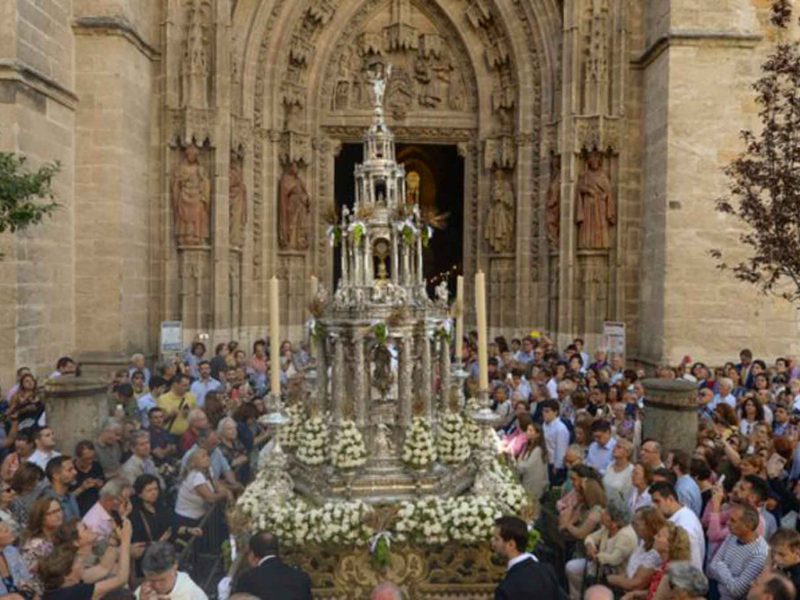 La custodia costaleros