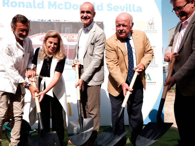 Imagen del inicio de la obra de Royal MacDonalds / SA