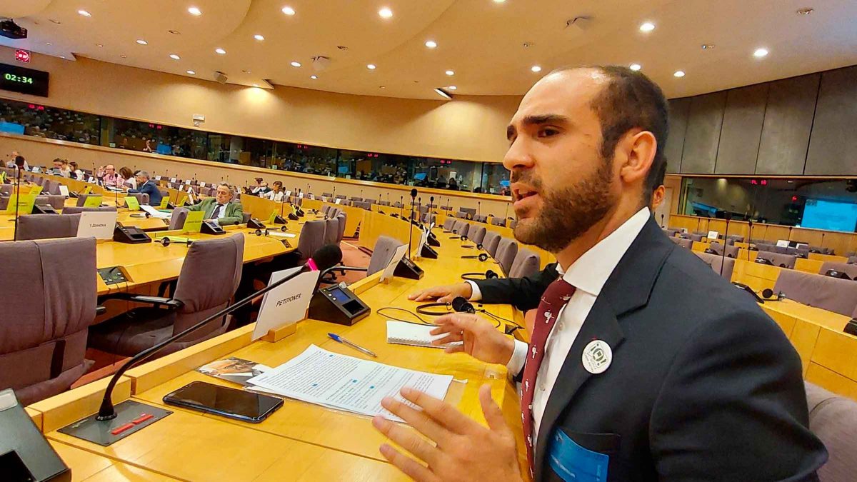 Exposición en el Parlamento Europeo de la necesidad del Metro de Sevilla / SA