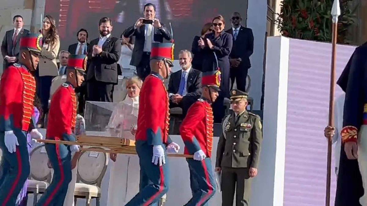 Imagen del Rey Felipe VI en Colombia / RRSS