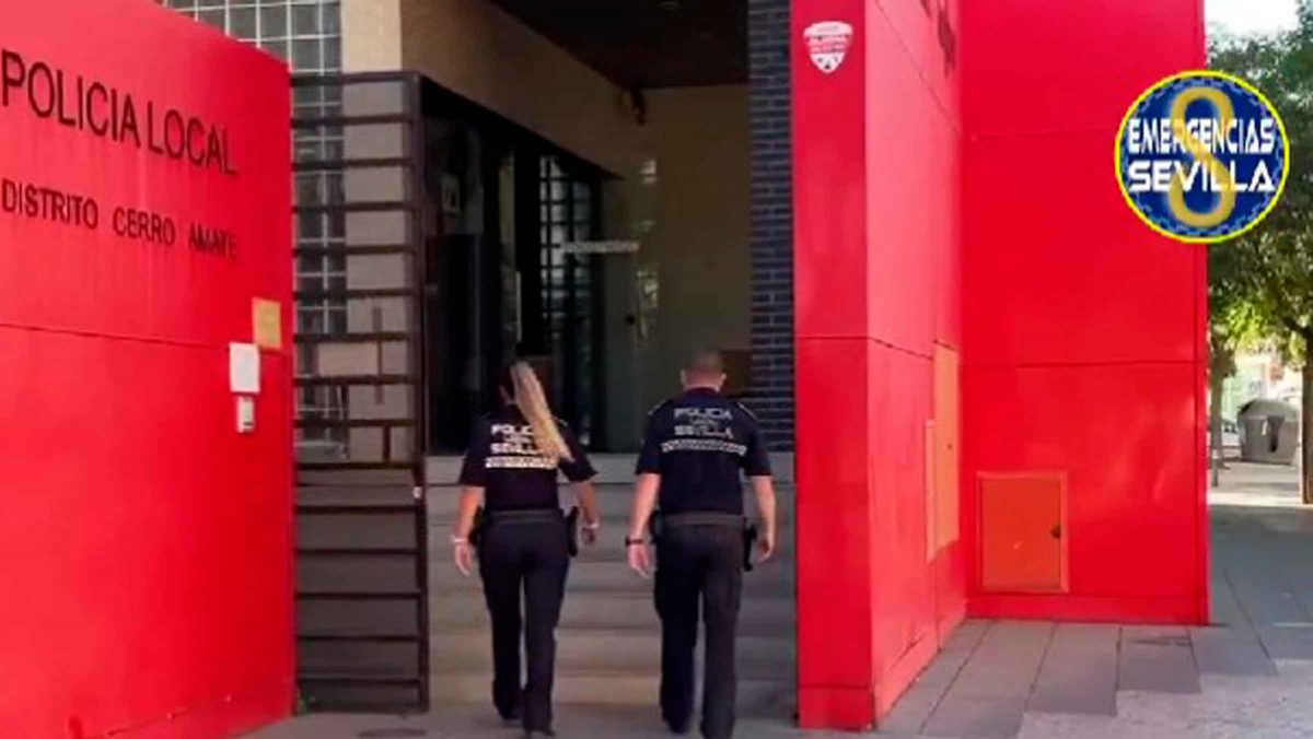 Imagen de la Policía Local del barrio de Amate / SA