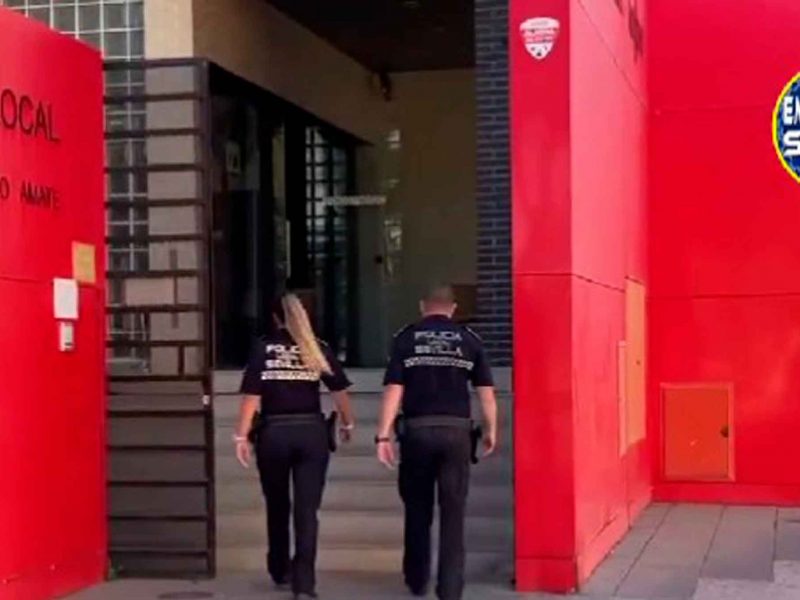 Imagen de la Policía Local del barrio de Amate / SA