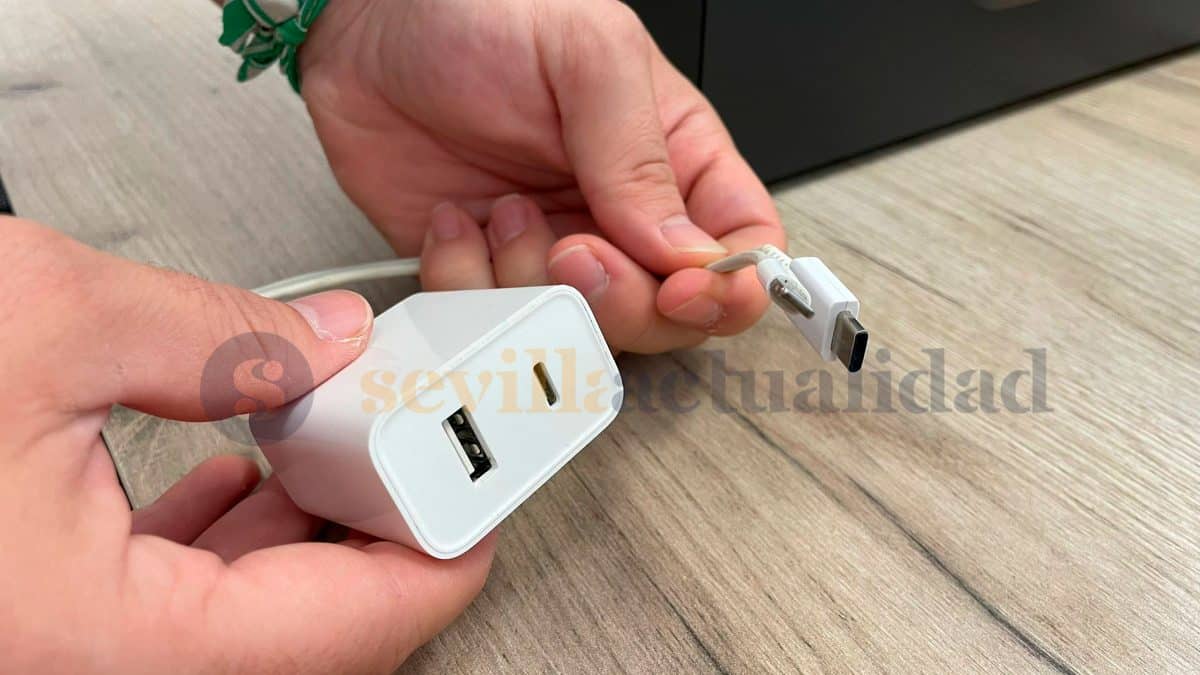 Imagen del cargador único tipo C que habrá en 2024 / SA