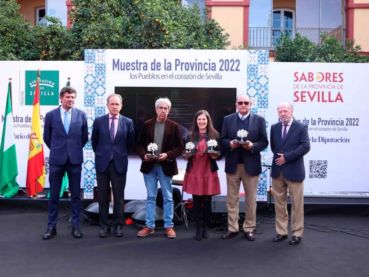 Imagen de la entrega de premio al mejor aceite de Sevilla / SA