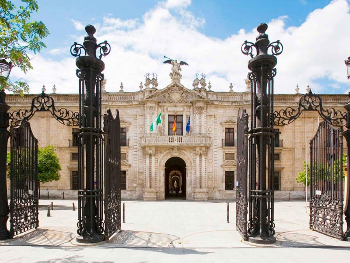 Fachada del Rectorado de la Universidad de Sevilla