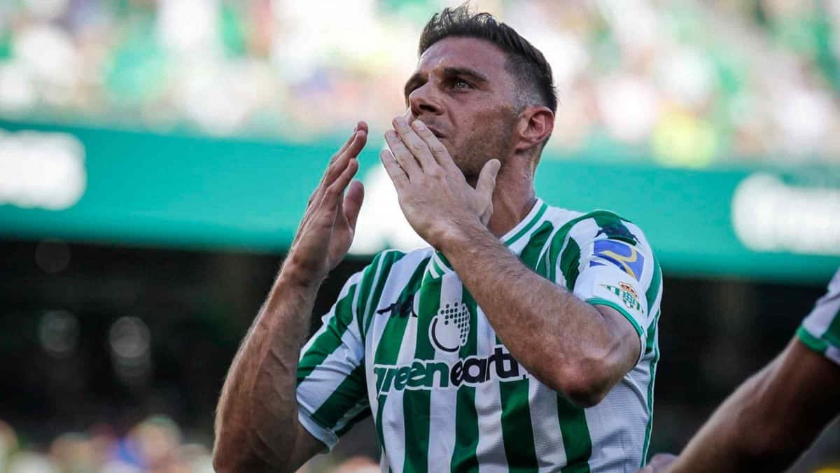 Joaquín ha protagonizado algunos de los mejores momentos béticos dentro y fuera del verde