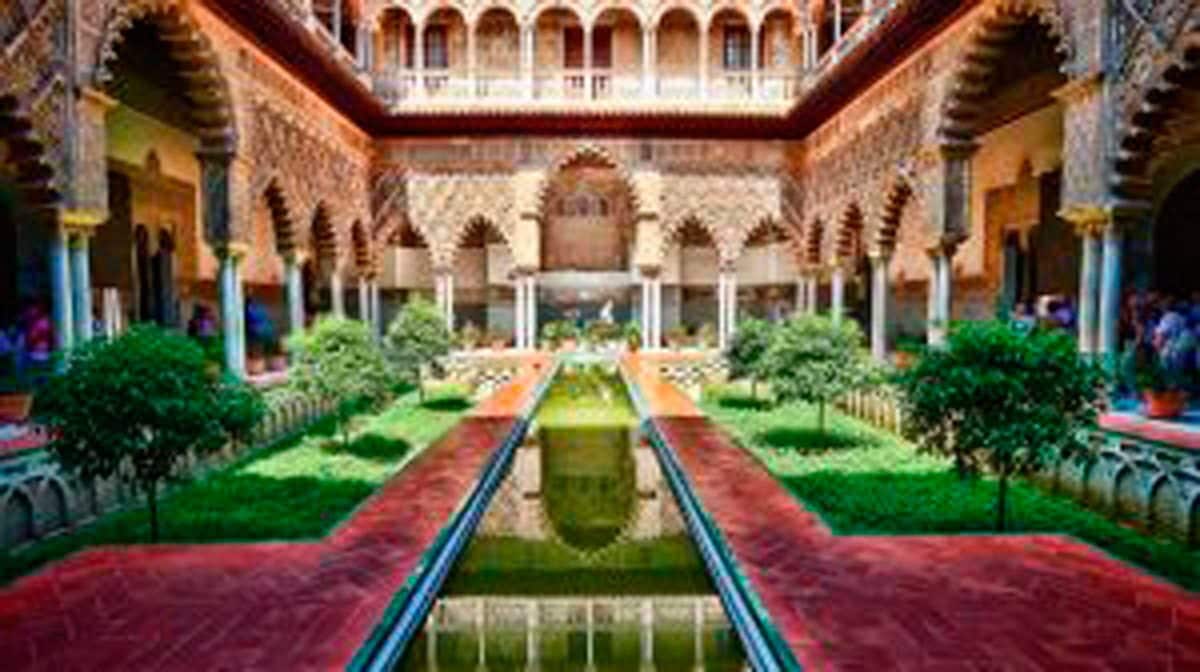 El Alcázar será uno de los símbolos de la ciudad presentes en estas monedas