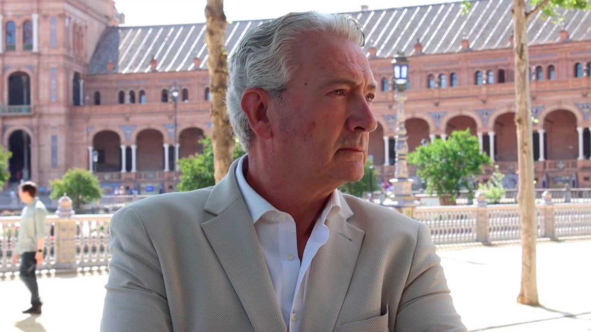 Aumesquet, frente a la Plaza de España sevillana