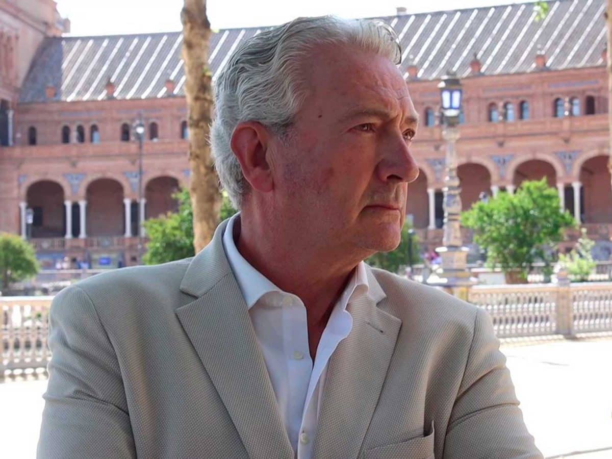 Aumesquet, frente a la Plaza de España sevillana