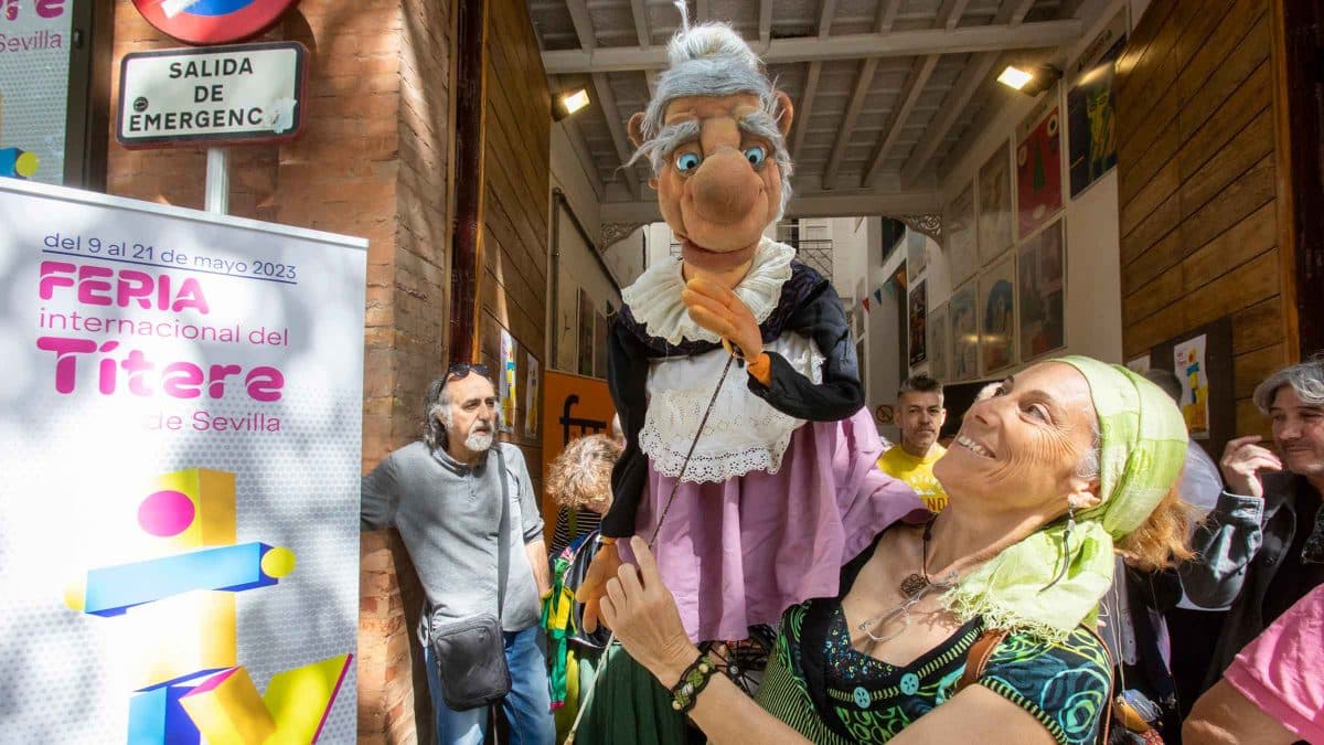 Estas singulares marionetas llegarán a la capital hispalense como auténticas protagonistas