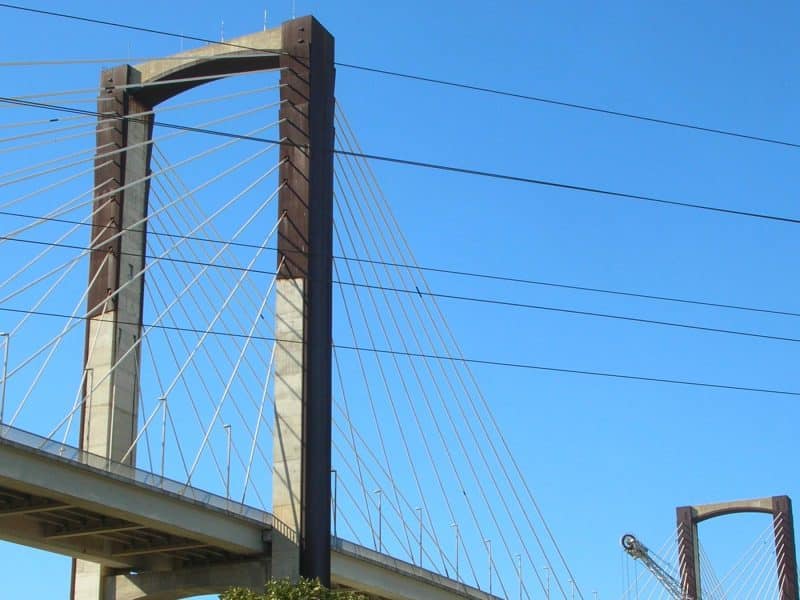 La obra del Puente Centenario sigue complicándose