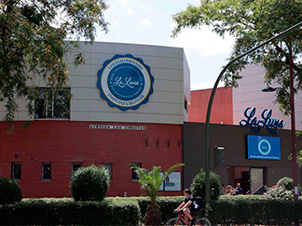 Cierra un colegio privado de Sevilla con las matrículas ya pagadas para el próximo curso.