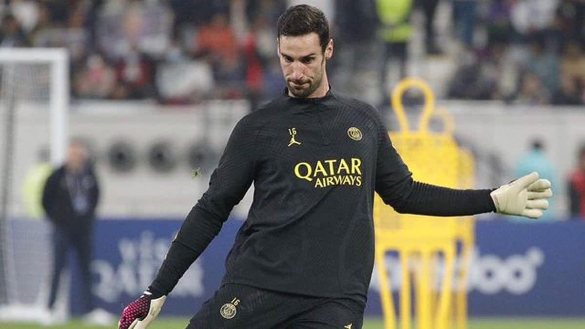 El guardameta sufrió un aparatoso accidente en la pasada Romería del Rocío