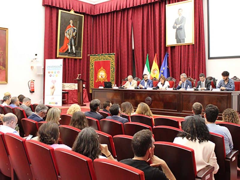 La US declara 10 centros como espacios libres de humo.