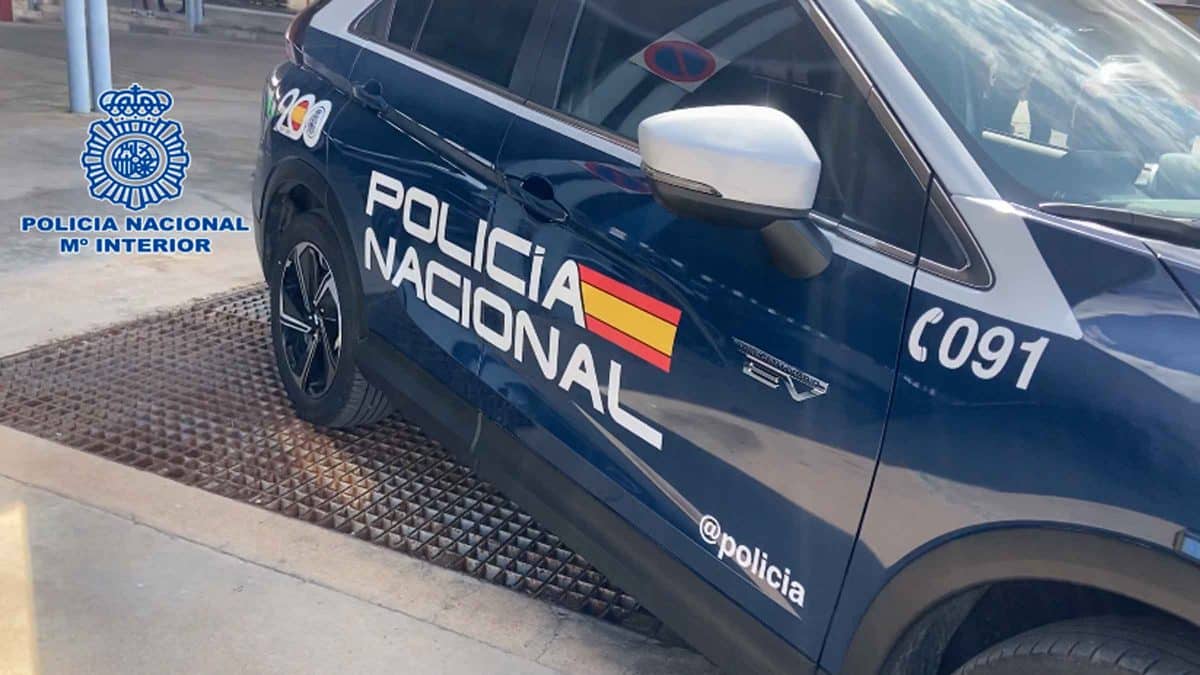 Vehículo de la Policía Nacional