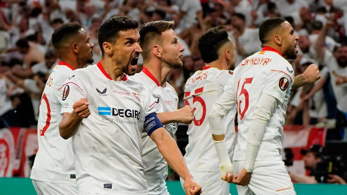 Navas, capitán sevillista, eufórico en Budapest