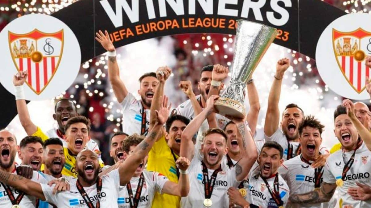 El Sevilla volvió a hacer historia en una final agónica