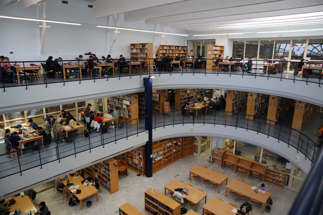 Biblioteca de la Facultad de Ingeniería de la US