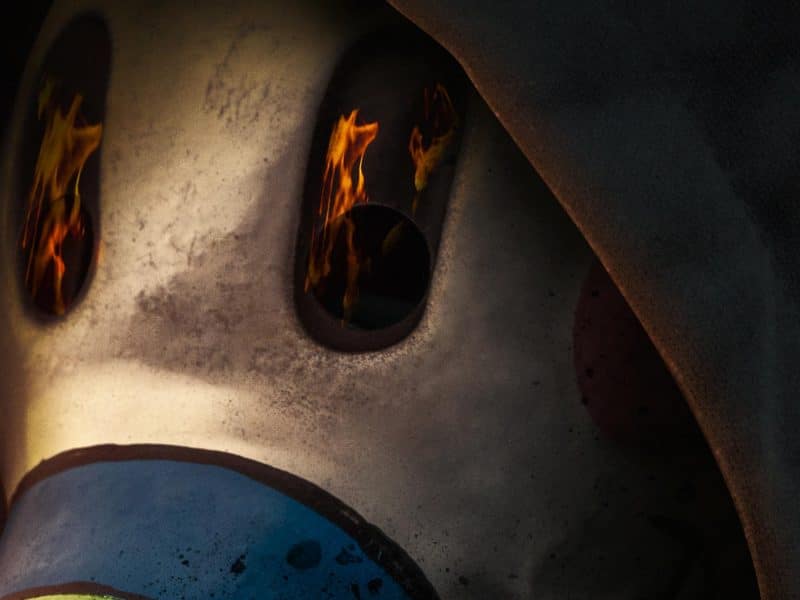 Curro asesino en el cartel de 1992, una serie de Álex de la Iglesia. Netflix