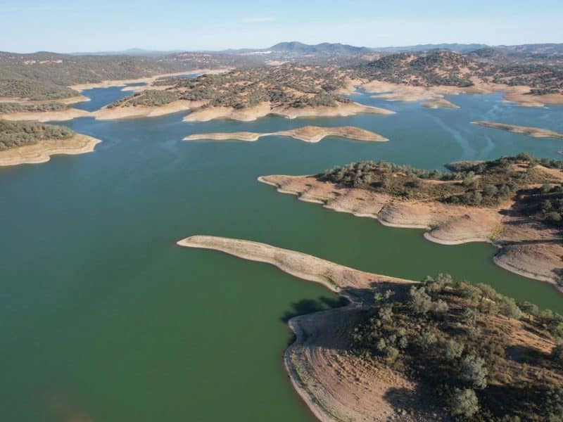 Las aguas del Huesna han alcanzado un porcentaje alarmante de su capacidad