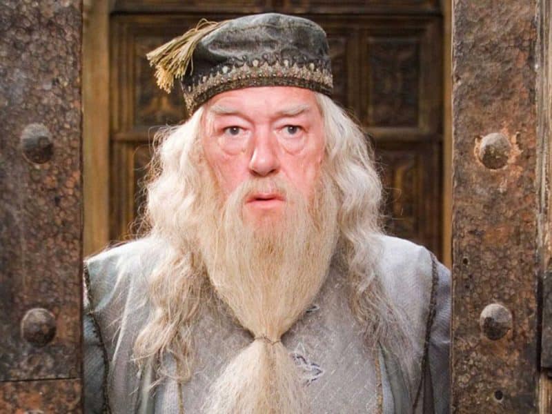 Michael Gambon como Dumbledore, un personaje de la saga de Harry Potter