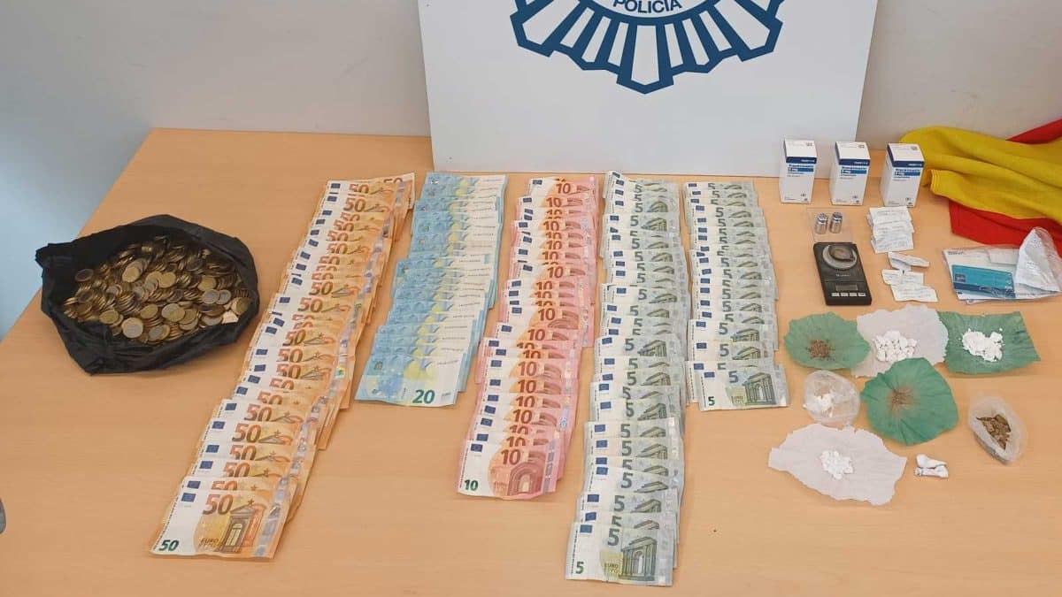 Drogas y dinero confiscados en esta operación