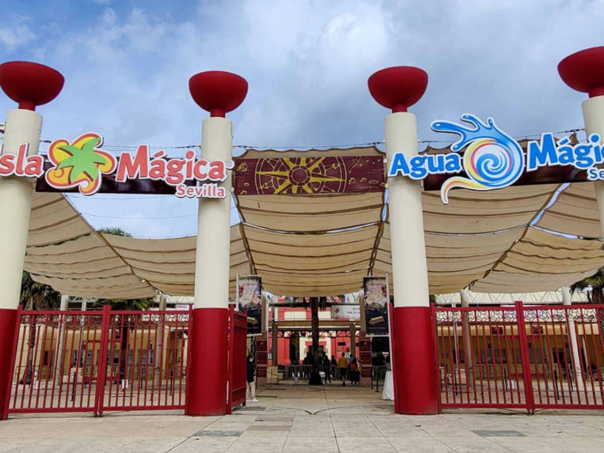 Entrada de Isla Mágica