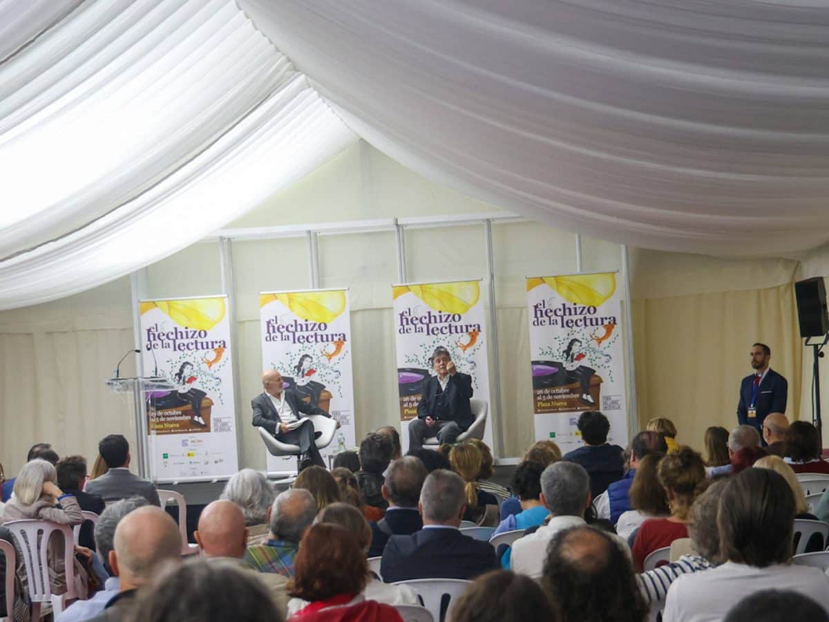 Evento de inauguración de la Feria del Libro de Sevilla