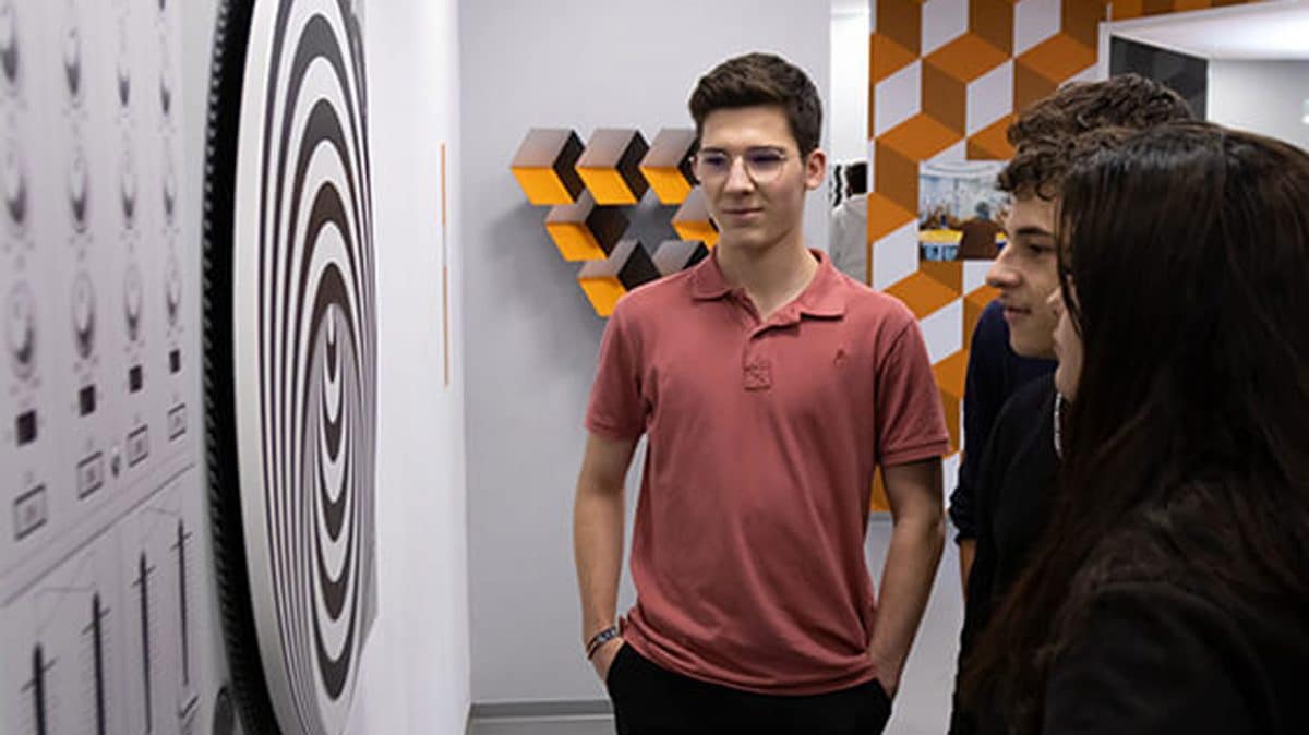 Visita en el Museo de las Ilusiones de Sevilla