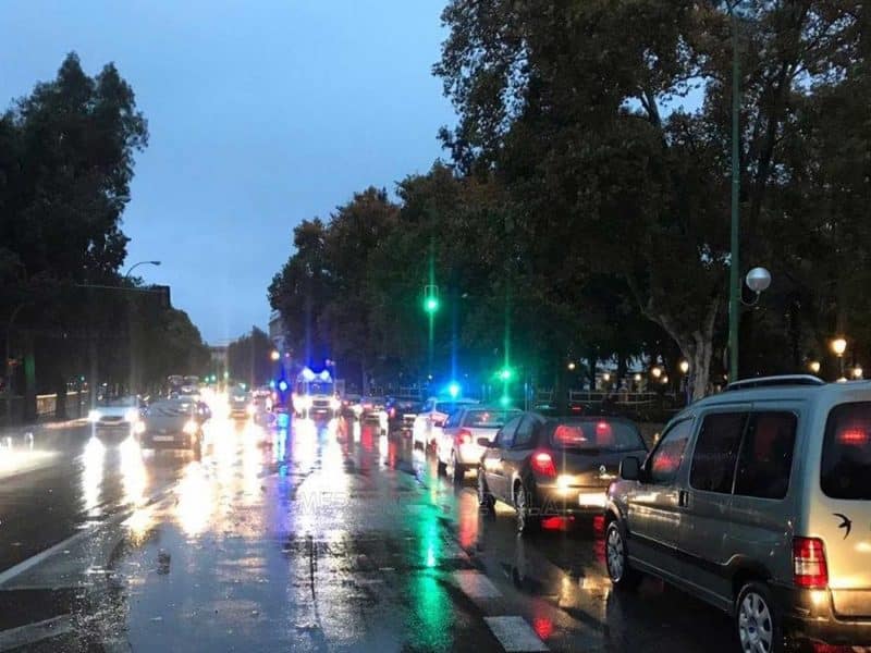 Retenciones en la SE-30 y A-49 por la lluvia / Europa Press