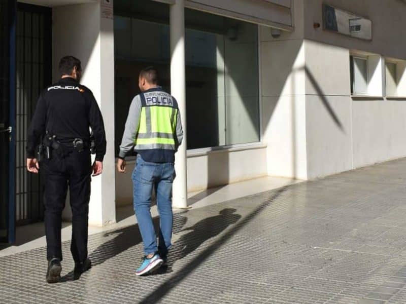 Agentes de policía en Écija