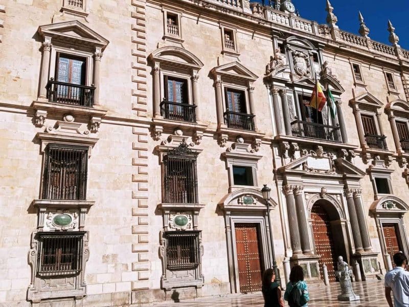 Fachada de la sede del TSJA