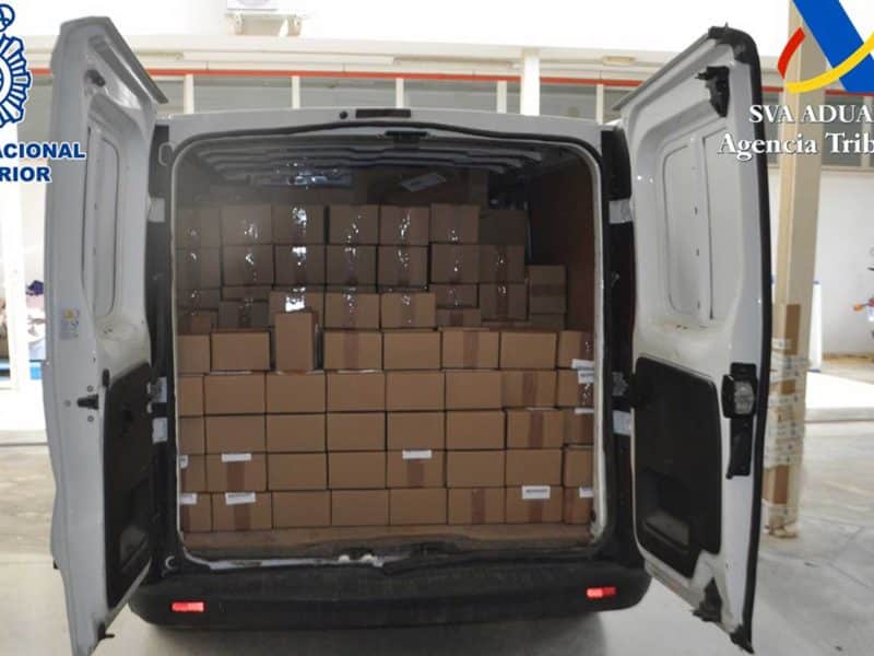 Furgoneta cargada de tabaco de contrabando encontrada en Écija