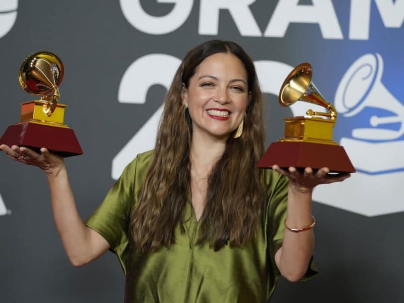 Natalia Lafourcade destacó, al igual que Karol G, consiguiendo tres premios / Europa Press