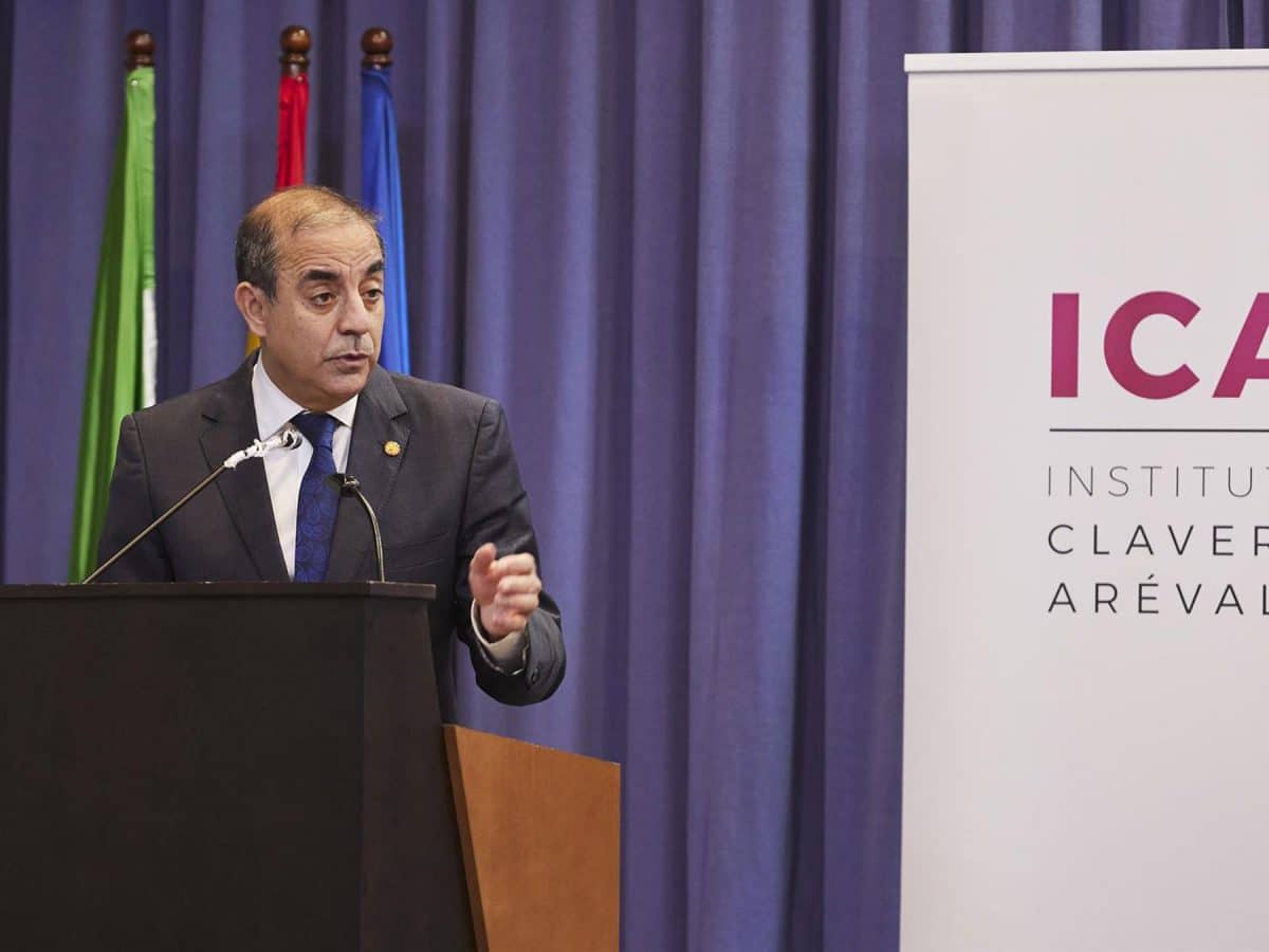 Miguel Ángel Castro, rector de la Universidad de Sevilla