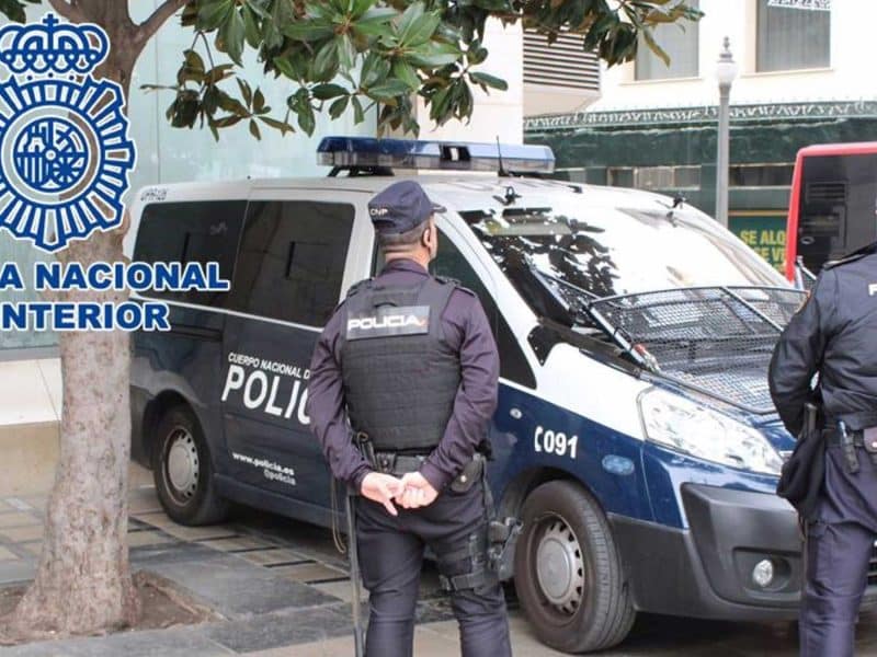 Agentes de la Policía Nacional