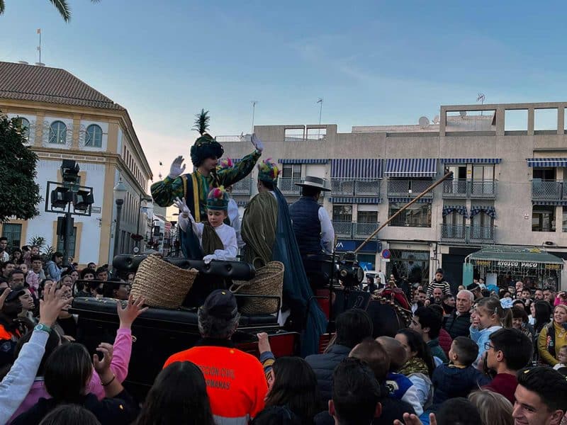El Heraldo Real de Dos Hermanas en una Navidad anterior
