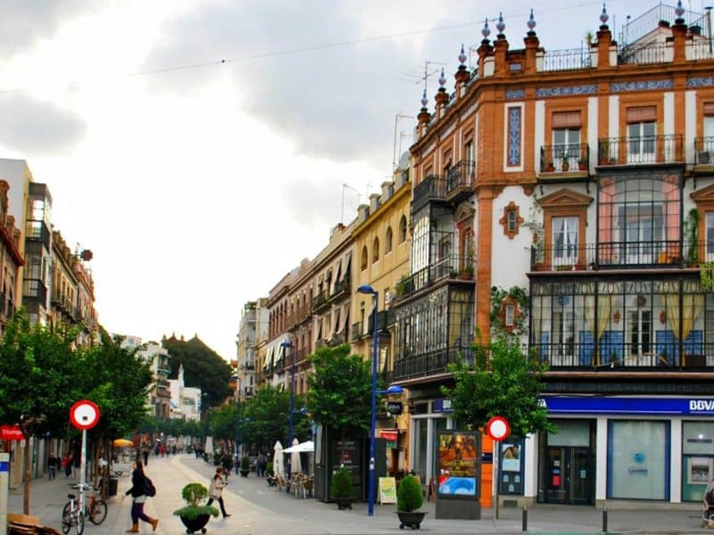 La calle trianera de San Jacinto, donde se produjo este altercado
