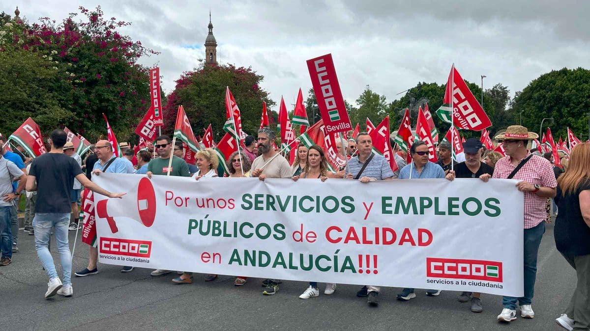 Manifestación de CCOO en Sevilla en defensa del sector público. Laura Barje