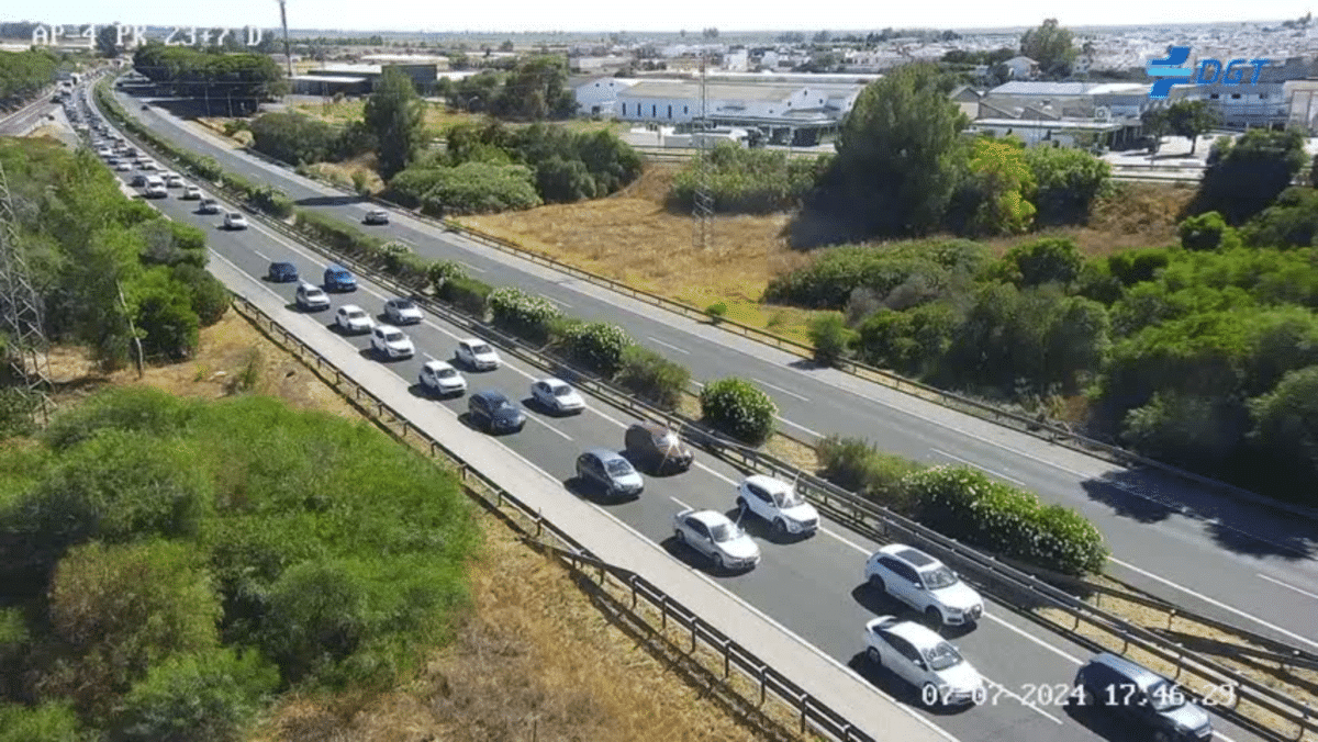 AP-4 a la altura de Los Palacios. DGT