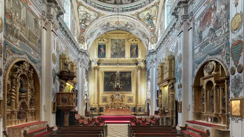 Archivo - Interior del Hospital de Los Venerables de Sevilla. - JOSÉ JOAQUÍN ABAURRE LLORENTE/FUNDACIÓN FOCUS