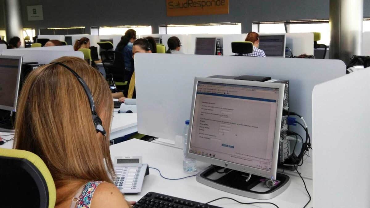 Archivo - Imagen del servicio de atención de Salud Responde. (Foto de archivo). - JUNTA DE ANDALUCÍA - Archivo