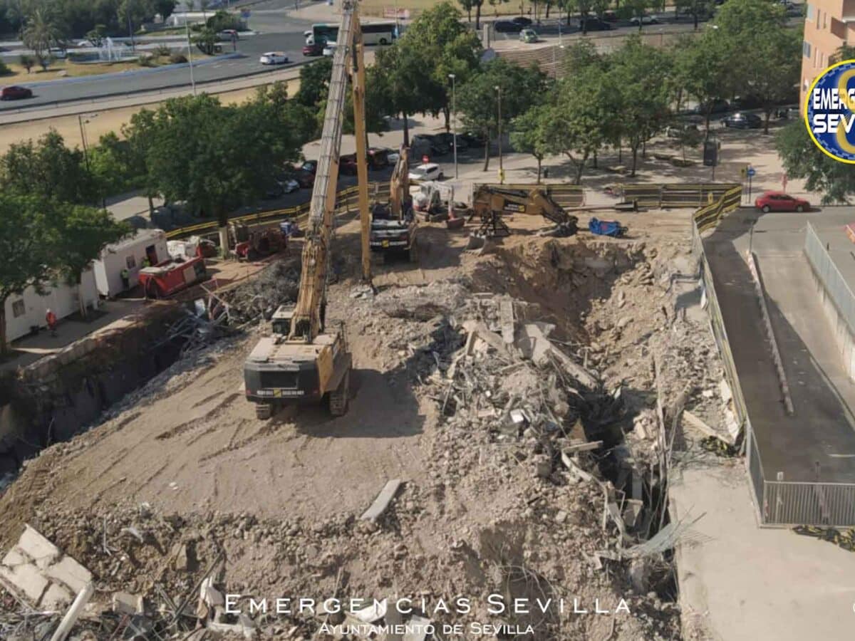 Demolición de la Torre Mapfre. Emergencias Sevilla