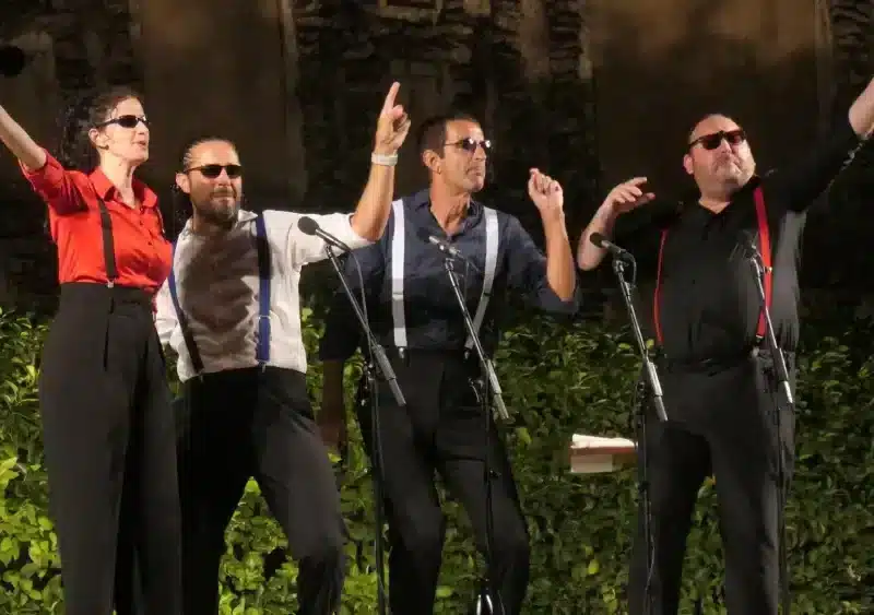 Imagen de una actuación en las Noches en los Jardines del Real Alcázar - AYUNTAMIENTO DE SEVILLA